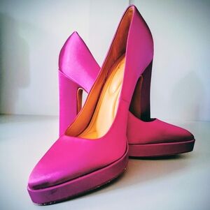 Jessica Simpson Women's Fuchsia Satin Platform Pumps - Elegant High Heels